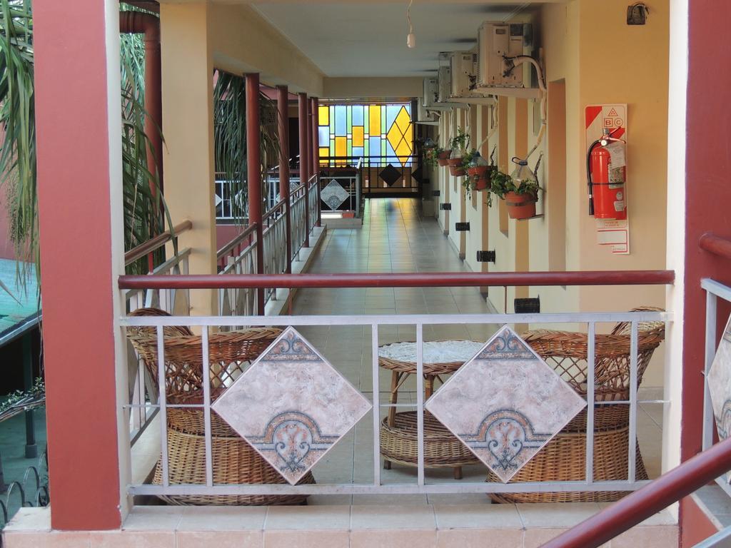 La Pergola Hotel Tucuman San Miguel de Tucumán Eksteriør bilde